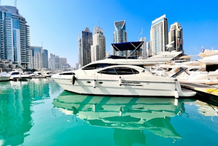 1-Hour Marina yacht…